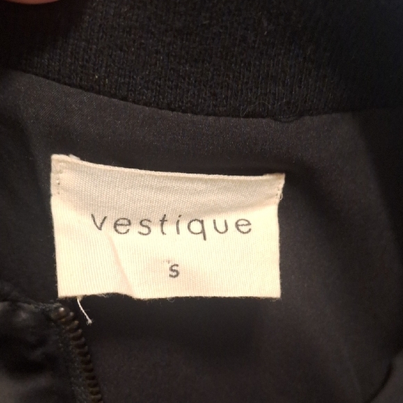 Vestique Black Ruffle Bomber Jacket - Picture 6 of 6